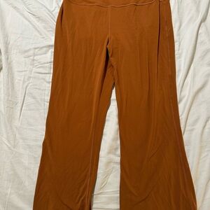 Lululemon butternut groove pants